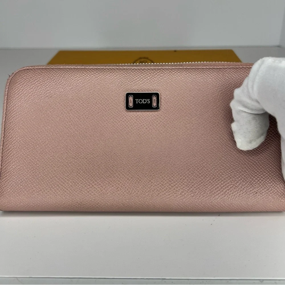 TOD'S Pink Saffiano‎ Leather Zip-Around Long Continental Luxury Wallet